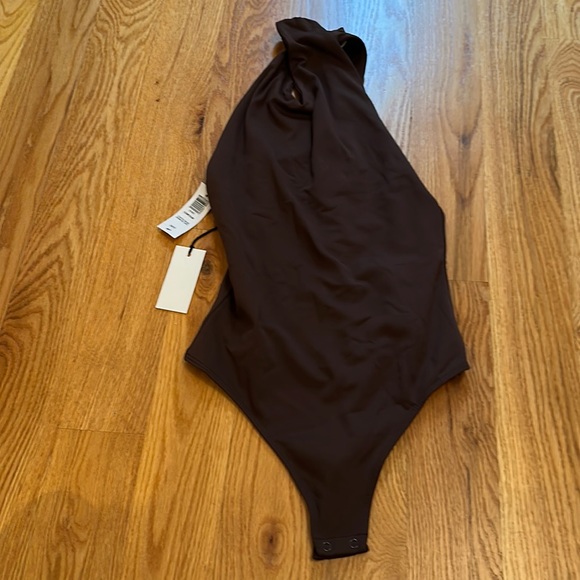 Babaton Tops - Aritzia Babaton brown halter high twist neck racerback Bodysuit never worn xs